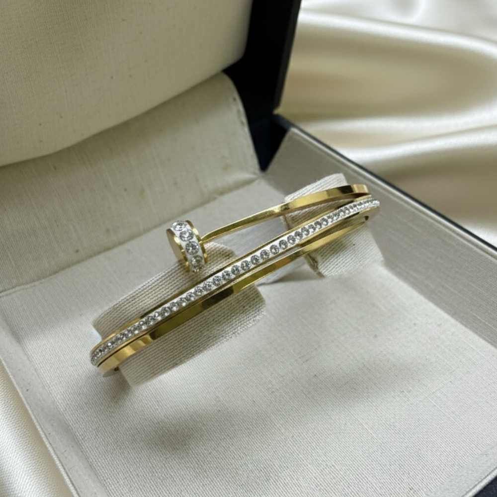 Designer nail bracelet in anti tarnish 495 Size-2.5