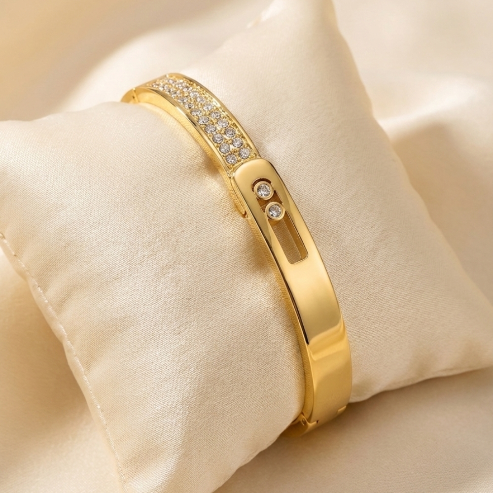 Stylish Anti tarnish bracelet 645 Size-2.6